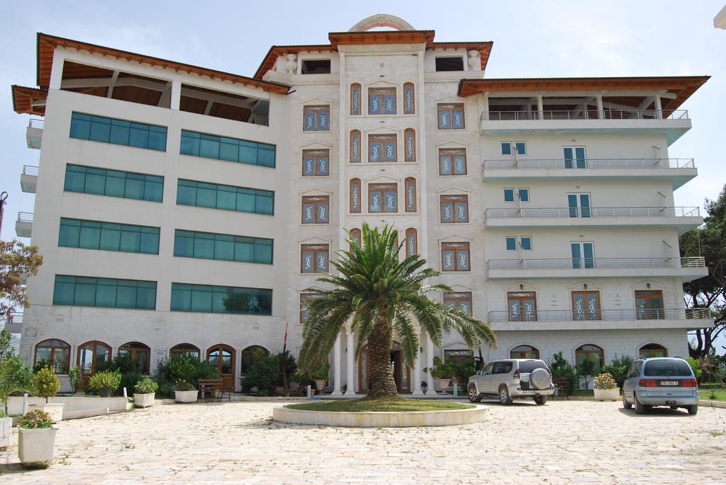 Europa Grand Resort Vlorë Exteriér fotografie