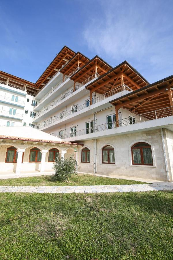 Europa Grand Resort Vlorë Exteriér fotografie